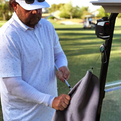 Golf Club Brush Cleaner Magnetic Retractable Carabiner Towels 2 Pack Kit